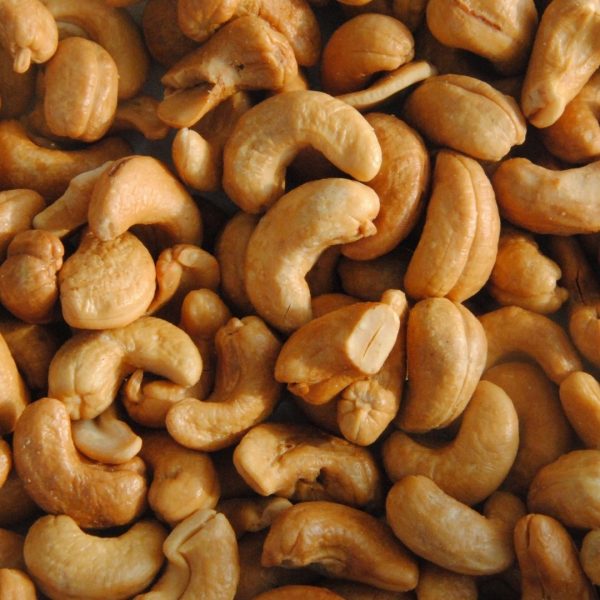kavrulmuş kaju